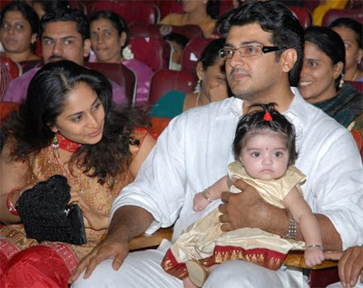 Ajith Shalini and Baby Anoushka Characterize