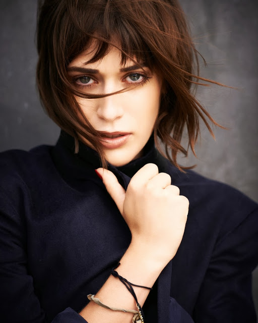 Lizzy Caplan (“Masters Of Intercourse”)