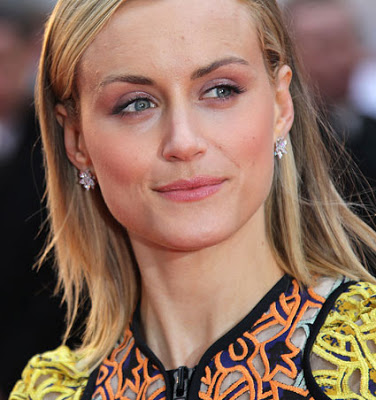 Taylor Schilling (“Orange Is The New Sad”)