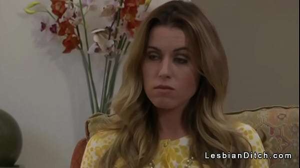 Almost in love lesbians have oral sex in the motel room