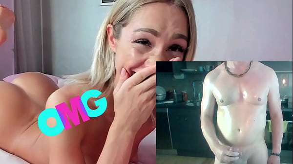 Camgirl impressed by cumshot