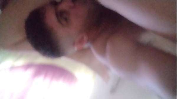 Chupando concha peluda a hippie argentina