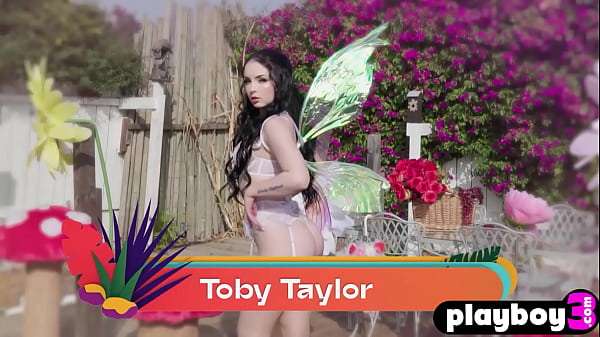 Cute big ass teen model Toby Taylor posing in the garden and showed hot curvy body