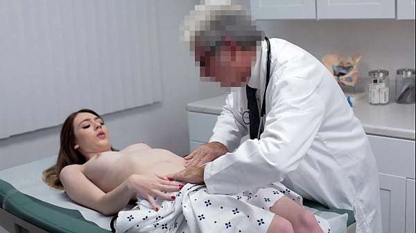 Doctor Finds a Condom Inside the Patient’s Vagina – Doctorbangs