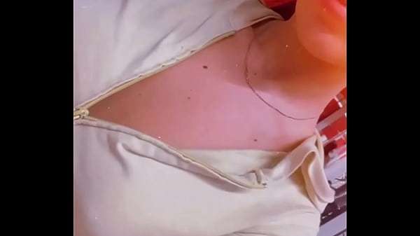 En el gimnasio llamando la atencion de los hombres para que me quieran follar duro