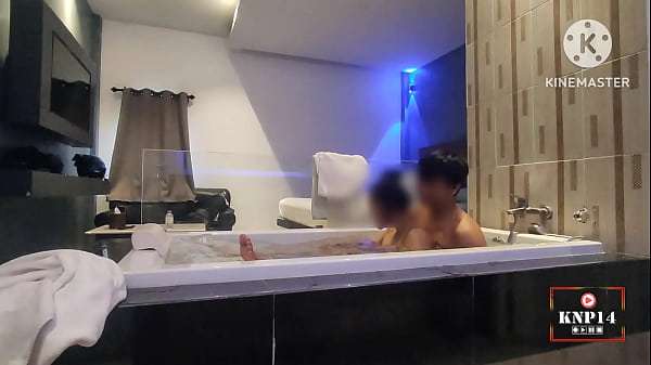 Fuck thai milf I cum in her pussy at bath and move to bed and cum in her pussy again