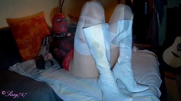 Hartes Training für die Sissy-Sau