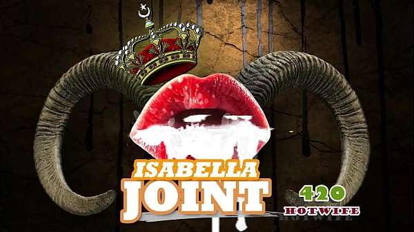 Isabella MexiHotwife Putiesposa sacudiendo sus ricas tetas para la banda