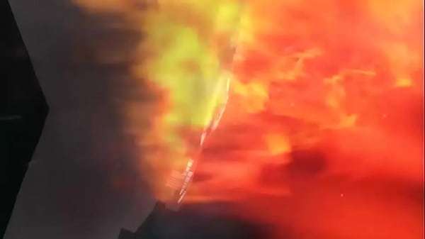 Lascivious Looks – A Cock Sucking Hottie At The Swimming Pool