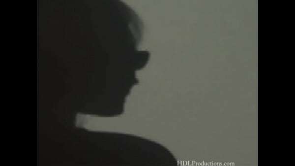 Lauren – Smoking Fetish at Dragginladies