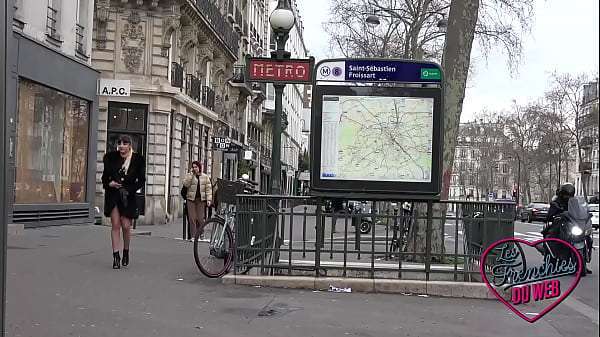 Naomie, une jeune aguicheuse qui adore séduire