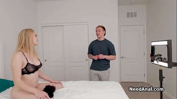 Room mates role playing turns to deep anal hammering