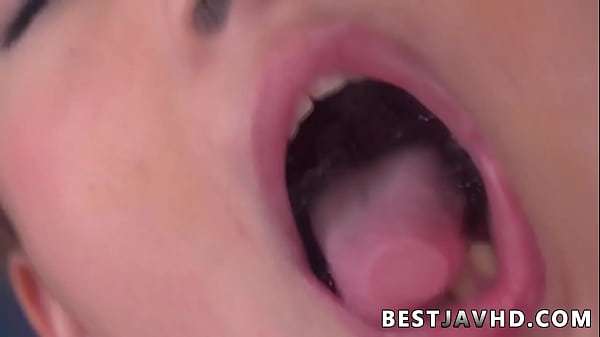 Sexy Japanese biotch jacks with sloppy Asian fucktoys while nude – impressive porno!