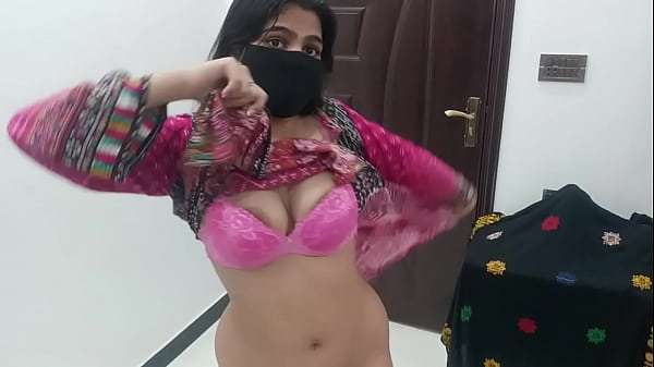 Sobia Nasir Full Nude Dance Live On WhatsApp Video Call On Her Customer Demand