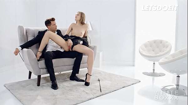 Solo Playtime with Tiffany Tatum’s Wet Pussy – WHITEBOXXX