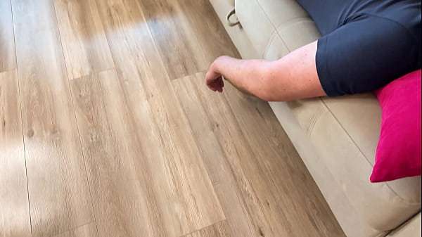 Stepdaughter Begs Stepfather to Suck His Dick and Fucks Him – Russian Amateur with Conversations