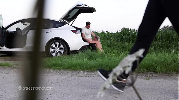 Caught giving a blowjob on the path