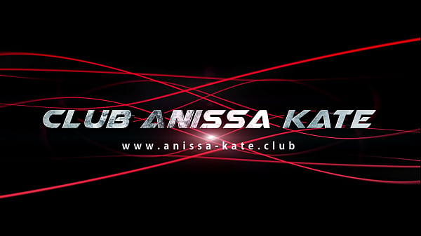 Cléa Gaultier gets her pussy ripped apart by a big cock