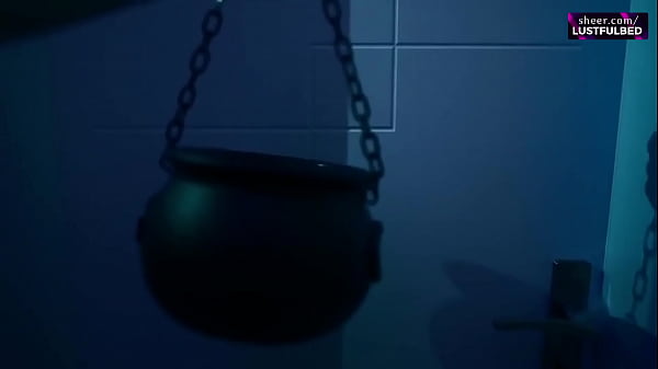 Day 27 of my daily vlog – OMG⁉️ She just invited me! As a stranger to her place bc she needed a DICK between her TITS. HALLOWEEN COCK RIDING