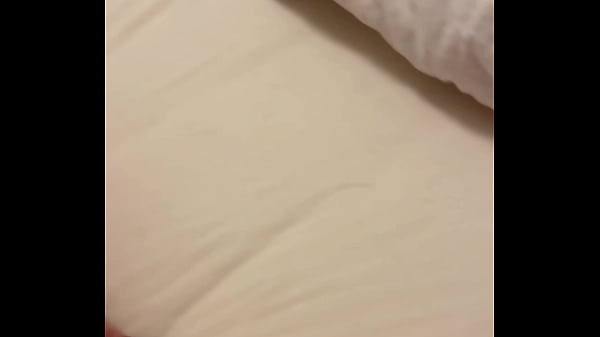 Er fickte mich ganz tief. Von neben an