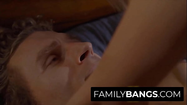 FamilyBangs.com ⭐ Sex Controller Sis Goes for Stepbro’s Dick, Khloe Kapri, Michael Vegas