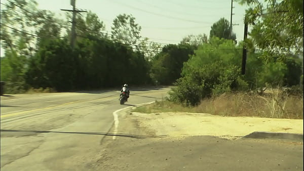 in golden high heels milf licked and fucked