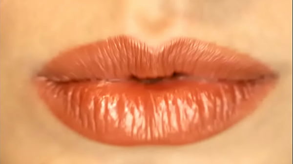 Irresistible Latina Tempts and Gives a Hot Guy an Unforgettable Deepthroat