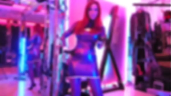 Mistress Bianca want you in her donjon