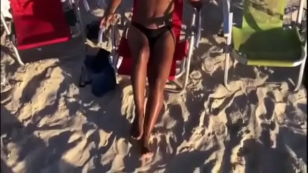 novinha resolve da gostoso para o seu novinho (novinha de 18)