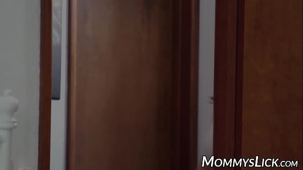 Redhead MILF seduces stepdaughter into lesbian threesome