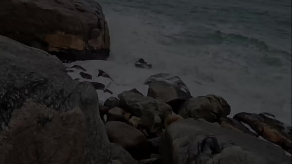 Saymon Fitness curtindo o rolê em Jurerê com o boquete gostoso da Brenda Floripa no seu pau