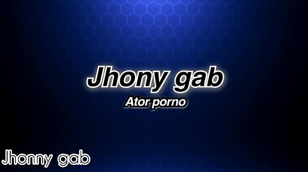 Secretaria Tiffany montavani safada sentando gostoso na pica do patrão Jhonny gab