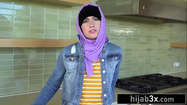 Sexy Middle-Eastern Teen Tries Sucking Cock For The First Time