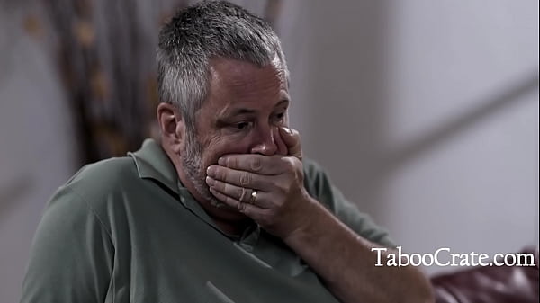 step Son throwsover step dad and fucks step mom infront of him (Portuguese Subtitles)