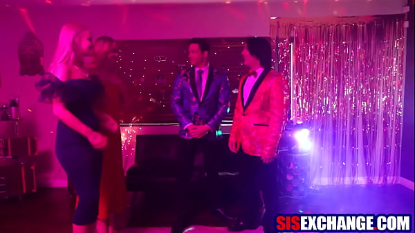 Stepbrothers organise prom party for their young stepsisters