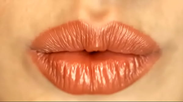 What A Way To Meet A Wife’s Friend: Dicked Down A Sexy Blonde