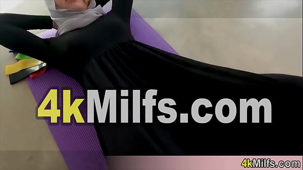 Cute blonde Destiny married to a sheik and this is her first blowjob and quickie fuck