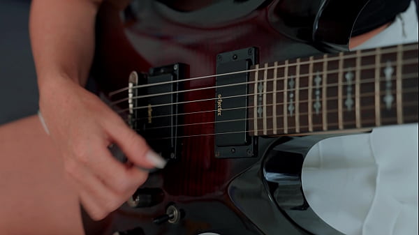 Music teacher fucked hot student with big tits