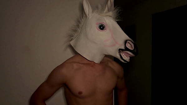 Homem cavalo! Pau grande e muito sémen!