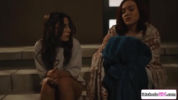 Lesbian babe inviting ex girlfriend and fingering her pussy