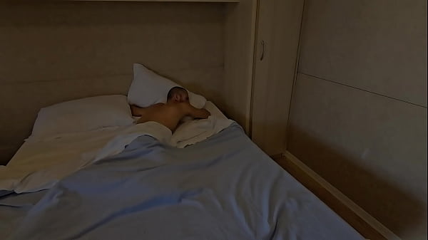 She give me a Special gift. CUPSLAND use code FERREROX to get discount%