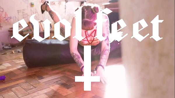 The Best Sexy Feet To Torment With Tickles And Make Cum