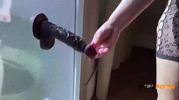 Amateur mature Mayik tries BLACK MEAT for the first time… And it won’t be the last!