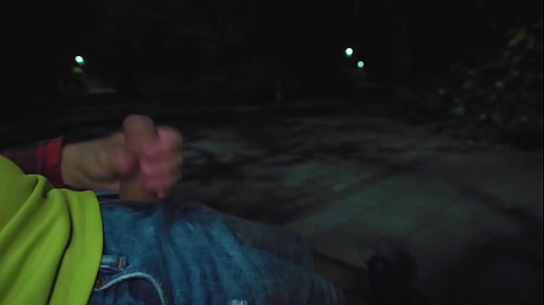 Dickflash in Night Park: Stranger teenager can’t resist and makes cum