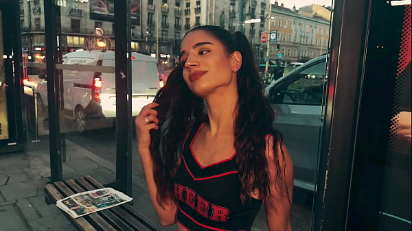 Estudiante francesa Candie Luciani se deja follar por la bbc de Jesús Reyes y le da el culo para que se lo reviente