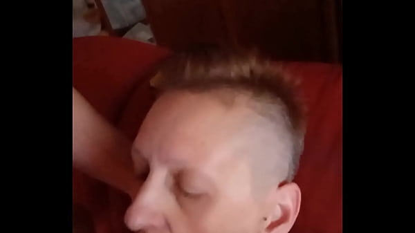 German Whore Prostitute Milf Sandra ugly without make Up gets morning facefuck deepthroat