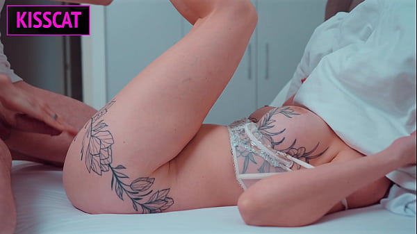 Please, dont cum inside stepmom! Stepson came to stepmother’s while stepfather at the shower