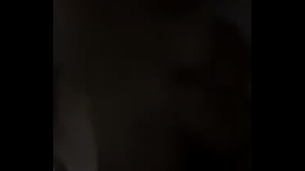 Schweizerin wird beim 3er Doggy gefickt