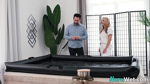 Sexy blonde teen masseuse pour nuru gel on her naked body and ride her clients dick – Tommy Pistol, Summer Vixen