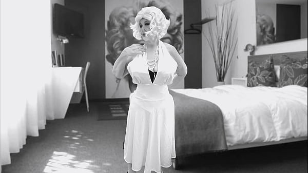 Granny Norma Jean’s Split Screen Fuck & Creampie